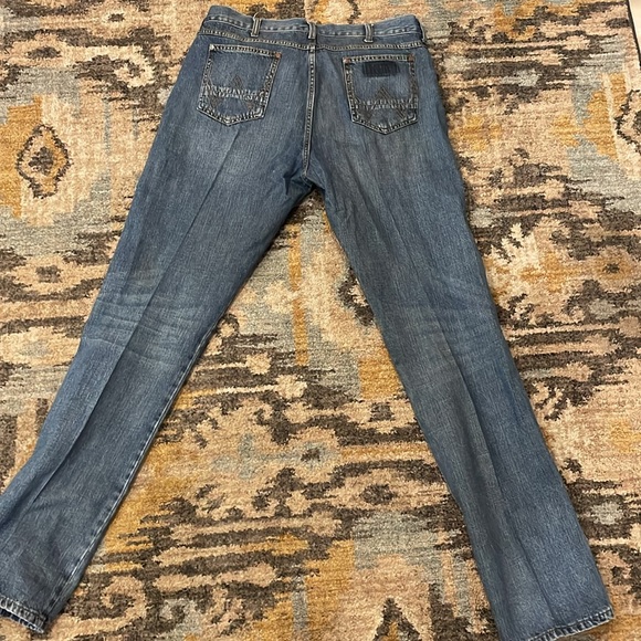 Wrangler Retro - Picture 3 of 3